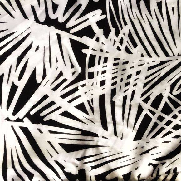 DKNYC button up sleeveless collared blouse tank M - Picture 2 of 4